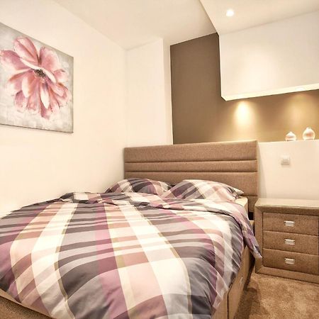 Hostgost Selected Suites - Skadarlija Square Belgrade Luaran gambar